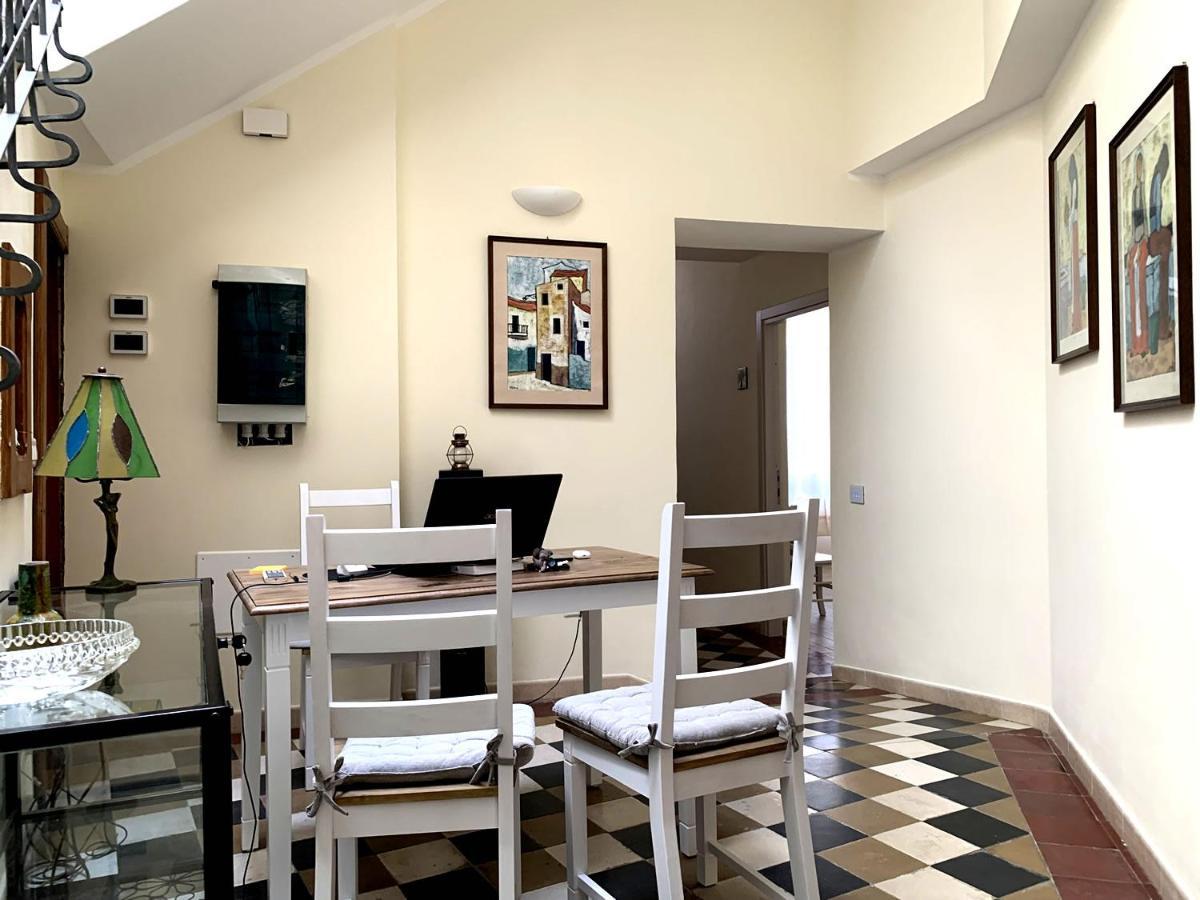 Domo Achenza Hotell Terralba Exteriör bild