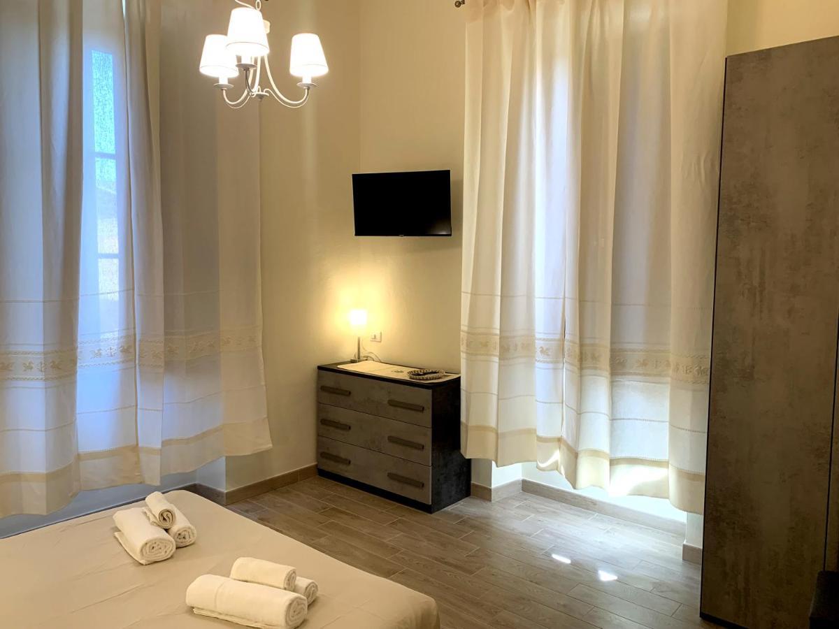 Domo Achenza Hotell Terralba Exteriör bild